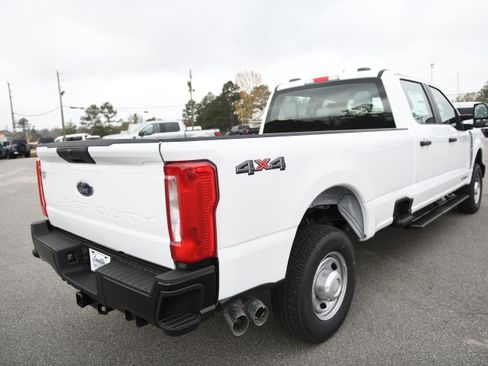 New 2026 Ford F350 XL image 3