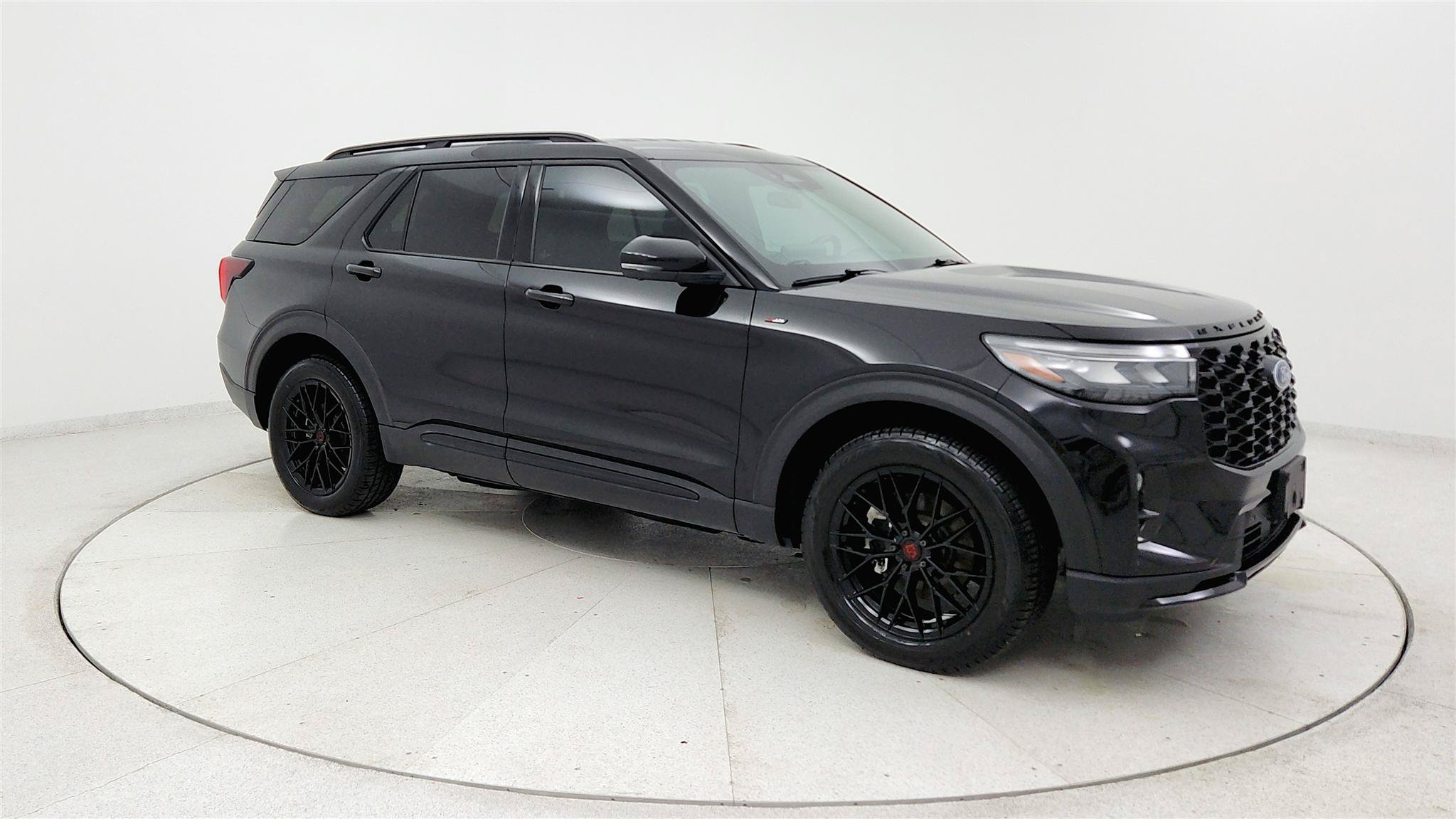 Used 2025 Ford Explorer ST-Line AWD/4WD image 7