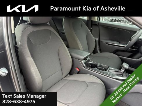 New 2026 Kia K4 FWD image 18