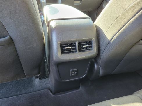 Used 2020 Chevrolet Equinox LS w/ LS Convenience Package image 15