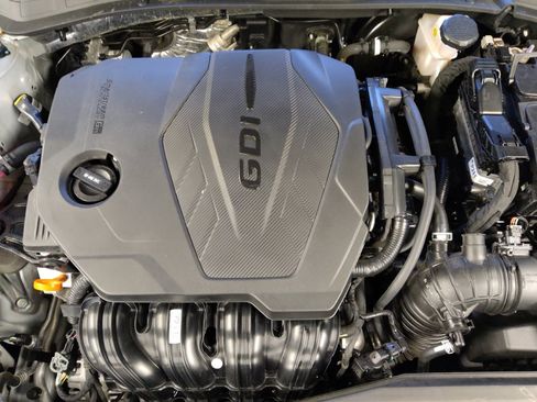 Used 2025 Hyundai Sonata SEL FWD image 30