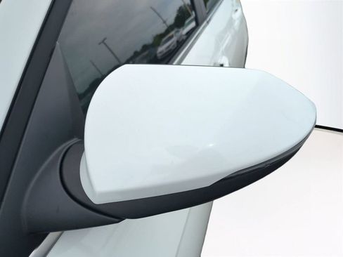 New 2026 Hyundai Elantra Limited FWD image 12