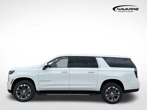 New 2025 Chevrolet Suburban LT w/ Comfort Package image 8