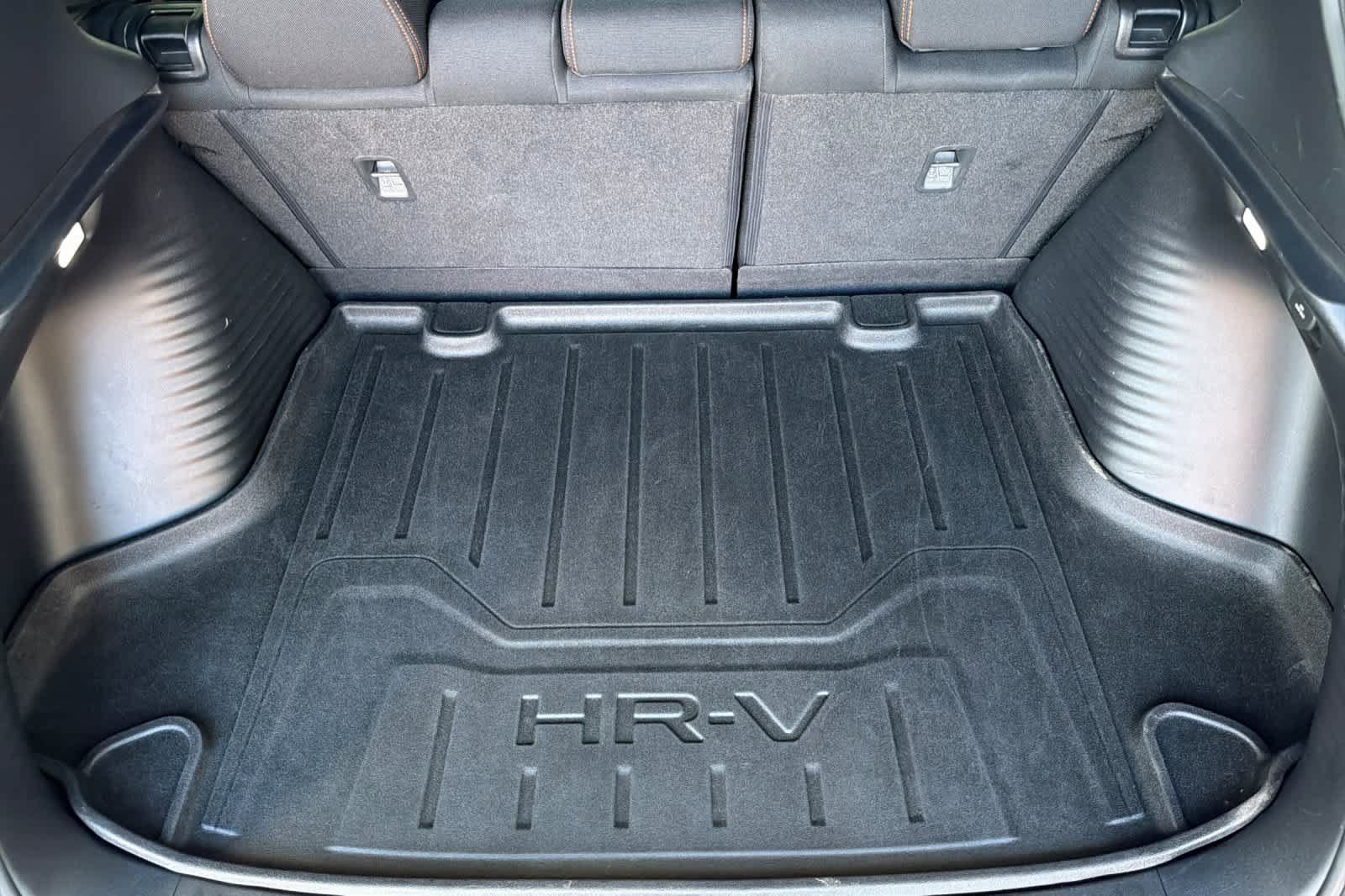Used 2024 Honda HR-V Sport image 17