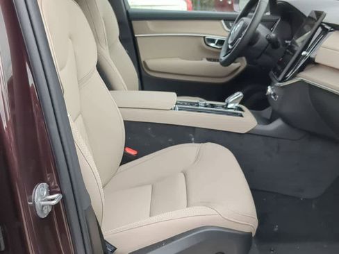 New 2026 Volvo XC90 B5 Core AWD/4WD image 25