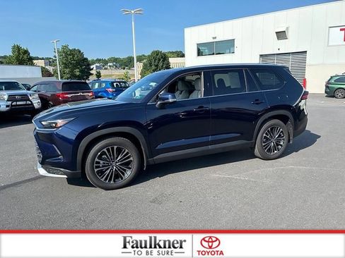 Certified 2026 Toyota Grand Highlander AWD Hybrid image 16