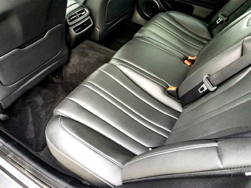 Used 2023 Genesis G80 2.5T image 27