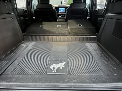 Used 2023 Ford Bronco Big Bend w/ Sasquatch Package image 20