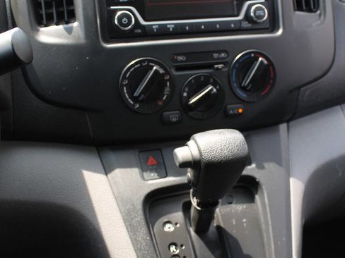 Used 2018 Nissan NV200 S w/ Back Door Glass Package image 24