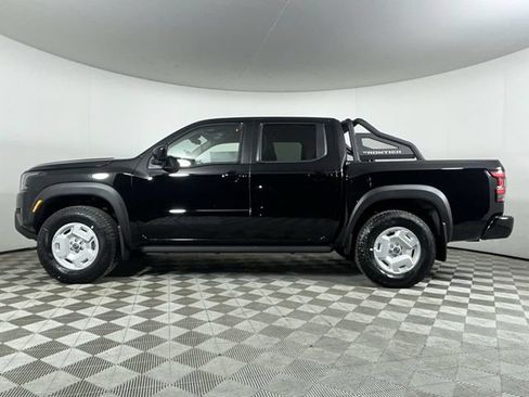 Used 2024 Nissan Frontier SV w/ Hardbody Edition AWD/4WD image 11
