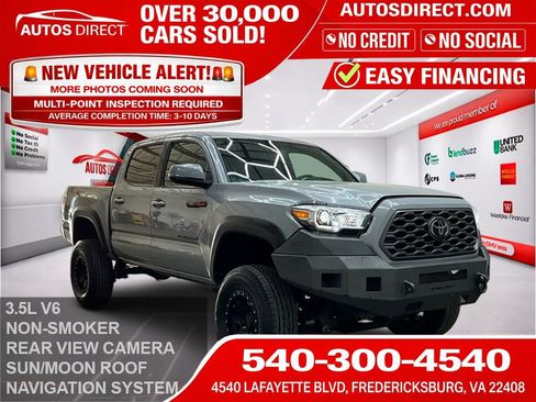 Used 2019 Toyota Tacoma TRD Off-Road image 1
