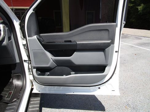 Used 2022 Ford F150 XL w/ Equipment Group 101A High AWD/4WD image 34
