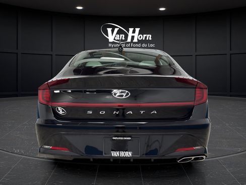 Used 2023 Hyundai Sonata SEL w/ Convenience Package FWD image 6