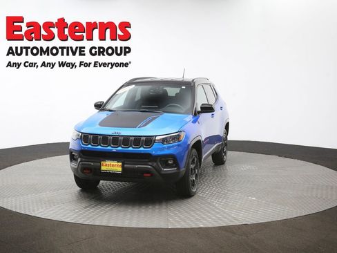 Used 2023 Jeep Compass Trailhawk AWD/4WD image 54