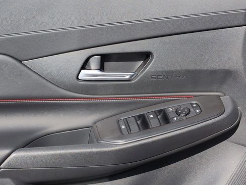 New 2026 Nissan Sentra SR w/ Floor Mat Package FWD image 13