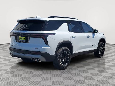 New 2026 Chevrolet Traverse Z71 w/ Driver Confidence Package AWD/4WD image 4