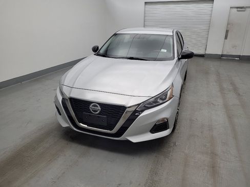 Used 2019 Nissan Altima 2.5 SR FWD image 15