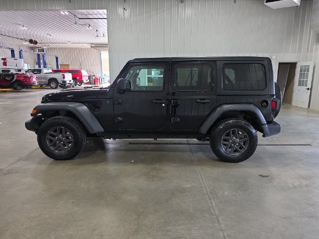 Used 2025 Jeep Wrangler Unlimited Sport AWD/4WD image 5