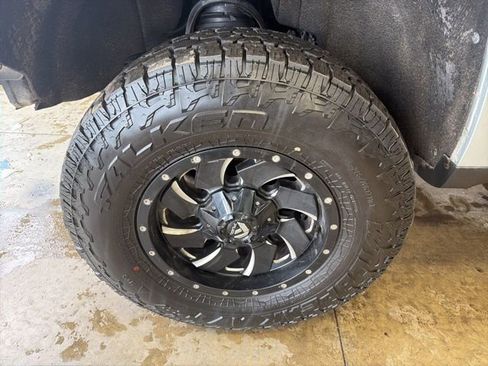 Used 2019 Chevrolet Silverado 1500 LT image 8