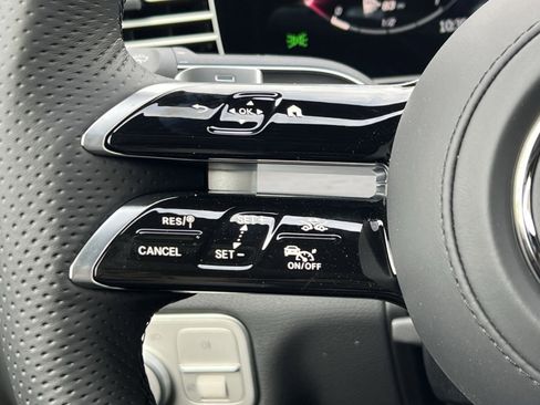 New 2026 Mercedes-Benz GLS 450 4MATIC image 31