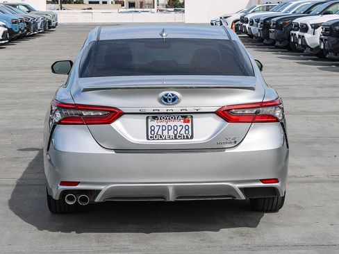 Used 2022 Toyota Camry XSE image 8