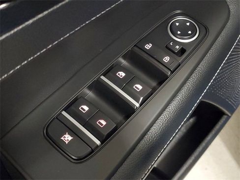 Used 2023 Kia Forte GT-Line w/ GT-Line Premium Package image 21