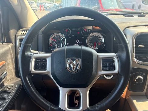 Used 2013 RAM 1500 Laramie w/ Convenience Group AWD/4WD image 15