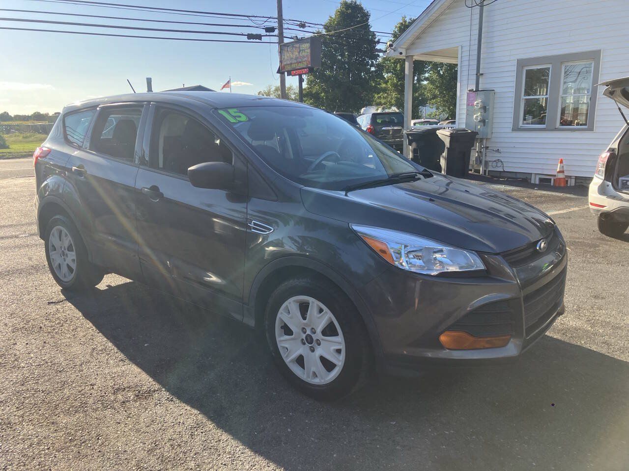 Used 2015 Ford Escape S FWD image 5