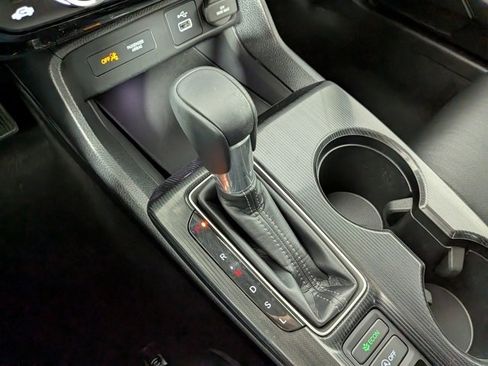 Used 2024 Honda Civic EX-L image 19