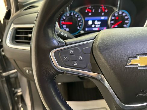 Used 2019 Chevrolet Equinox LT w/ Sun & Navigation Package AWD/4WD image 21