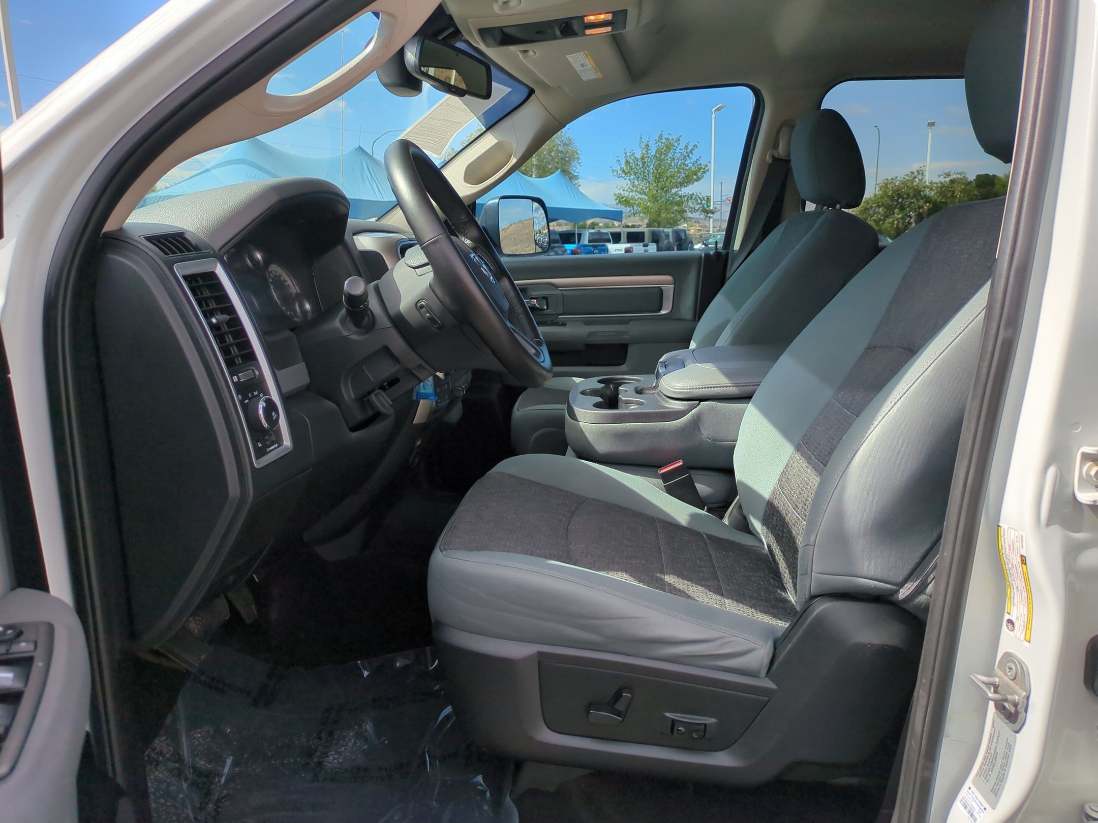 Used 2017 RAM 1500 Big Horn AWD/4WD image 15
