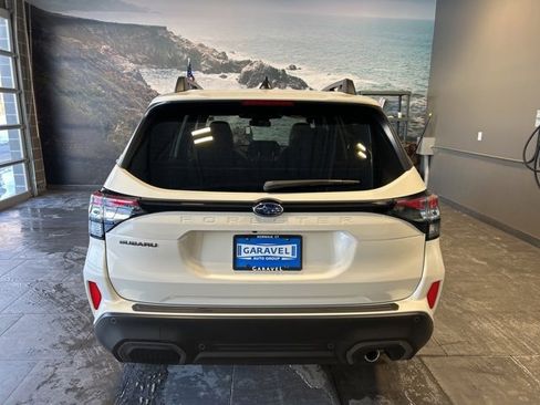 Used 2025 Subaru Forester Limited image 37