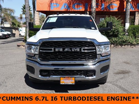 Used 2022 RAM 3500 Tradesman w/ Safety Group image 3
