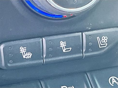 Used 2021 Chevrolet Silverado 1500 High Country w/ Technology Package image 21