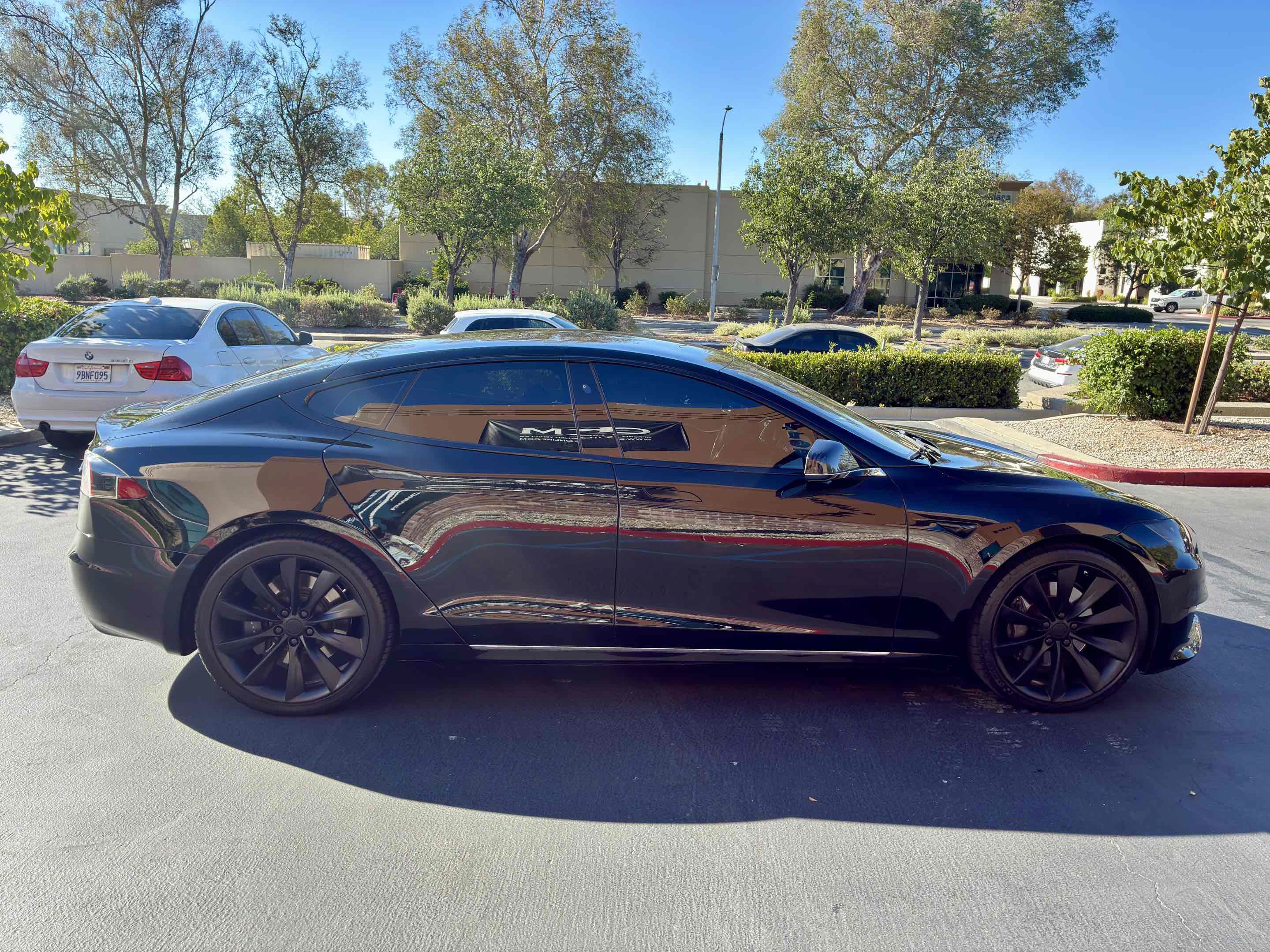 Used 2017 Tesla Model S 75 RWD image 7