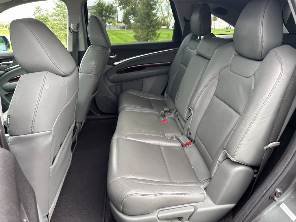 Used 2016 Acura MDX w/ Technology Package AWD/4WD image 15