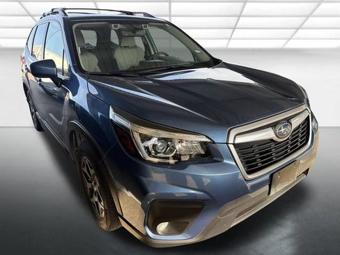 Used 2019 Subaru Forester Premium AWD/4WD image 1
