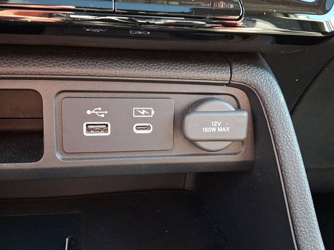 Used 2023 Honda Pilot Elite image 30