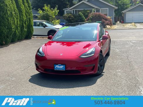 Used 2023 Tesla Model 3 Standard Range RWD image 1