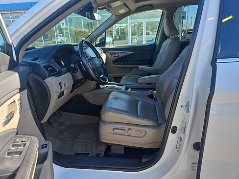 Used 2022 Honda Ridgeline RTL-E image 10