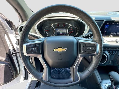 Used 2021 Chevrolet Blazer LT image 11
