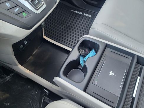 New 2026 Honda Odyssey EX-L image 18
