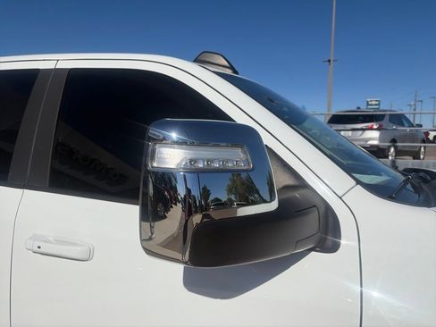 Used 2024 RAM 2500 Laramie AWD/4WD image 36
