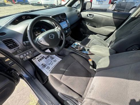 Used 2013 Nissan Leaf SV w/ LED & Quick Charge Pkg image 16