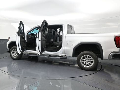 Used 2019 GMC Sierra 1500 SLT w/ SLT Convenience Package RWD image 32