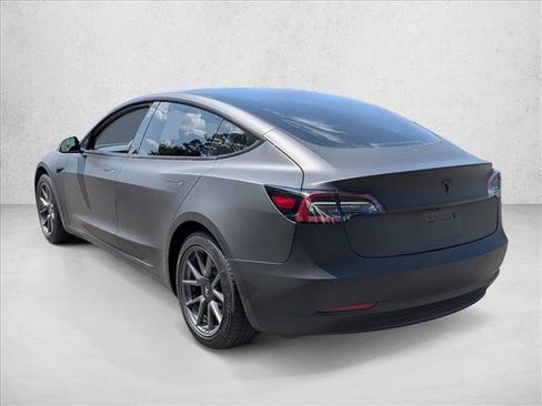 Used 2022 Tesla Model 3 Long Range AWD/4WD image 8