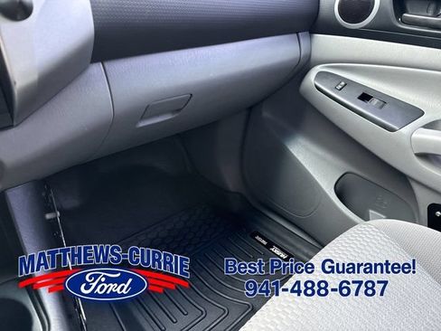 Used 2015 Toyota Tacoma PreRunner w/ SR5 Package RWD image 24