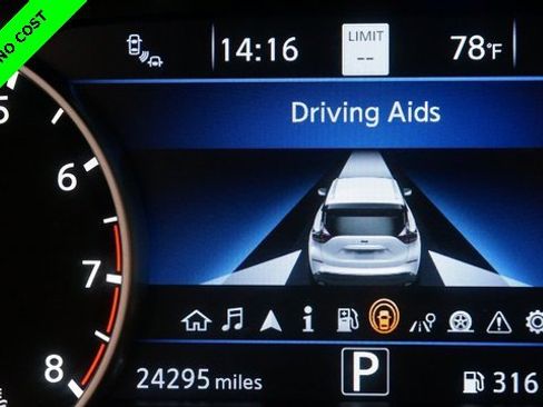 Used 2024 Nissan Murano SL image 15