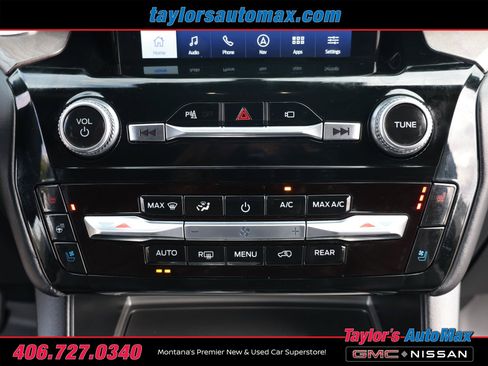 Used 2023 Ford Explorer Platinum w/ Technology Package AWD/4WD image 24