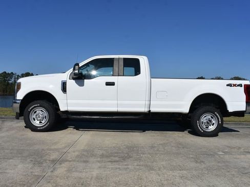 Used 2019 Ford F250 XL w/ XL Value Package image 3